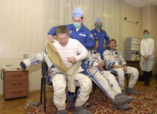 Various views of Expedition One crewmembers in Russia
