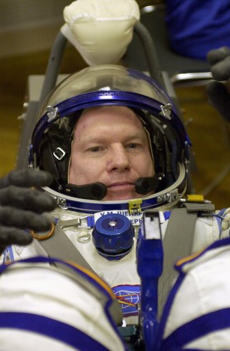 Various views of Expedition One crewmembers in Russia