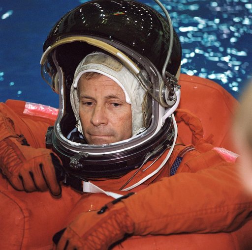 jsc2002-00403