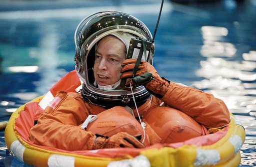 STS-112 Water Survival Training, SCTF, NBL