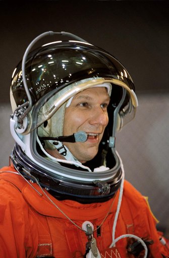 STS-112 Preflight Emergency Egress Training