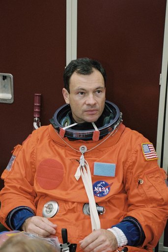 Preflight coverage of STS-113 & Expedition Six during PRL ingress training