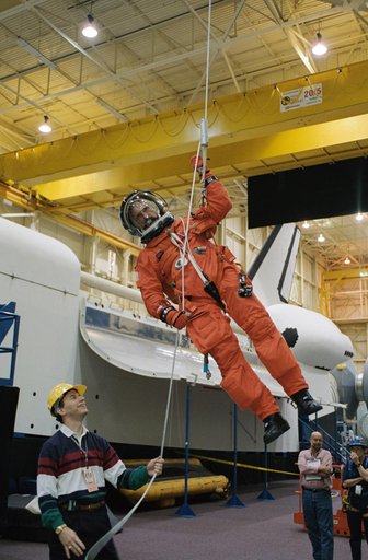Photographic coverage of STS-115 Egress Training. Bldg.9NW, CTT