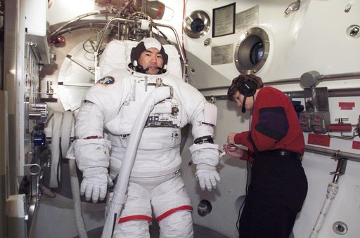 STS-114 SSATA Crew Training - Noguchi, STB-ST-621
