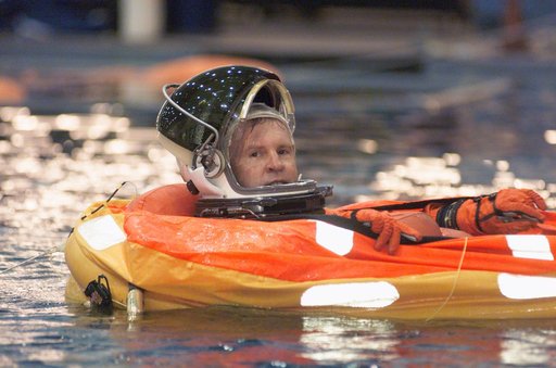 STS-114 Water Survival Training at the NBL
