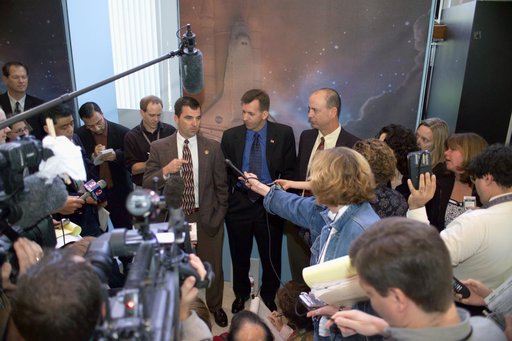 STS-114 Return to Flight Media Day Preview Events, Thursday April 7