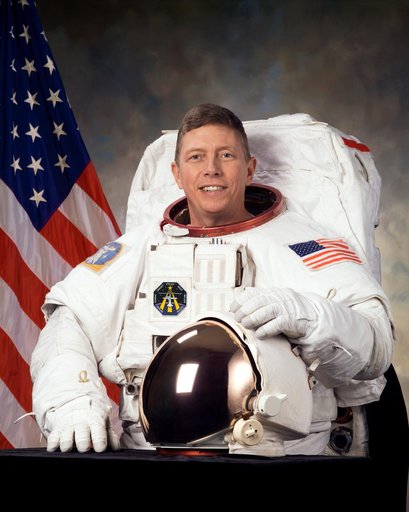 Official Portrait of Astronaut Michael E. Fossum