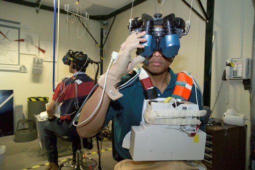 STS-116 and Expedition 12 Preflight Training, VR Lab Bldg. 9.