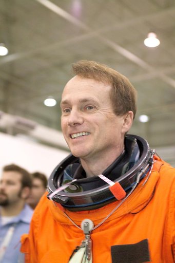 STS-115 Preflight Training, water survival training at the NBL.