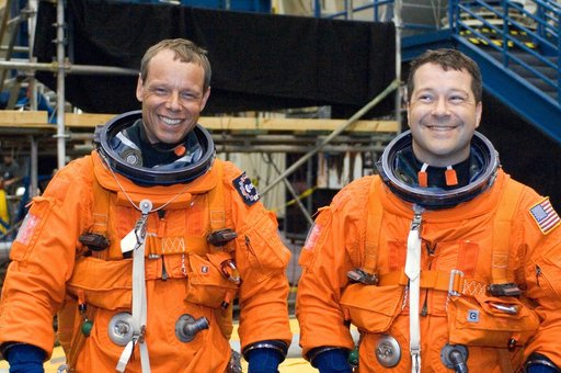 STS-116 payload egress training