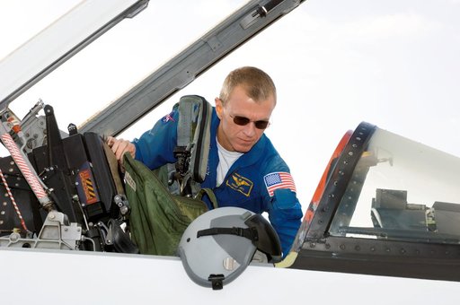 STS-115 Crew preparing for T-38 takeoff and preparations