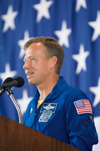 STS-121 Crew Return, Ellington