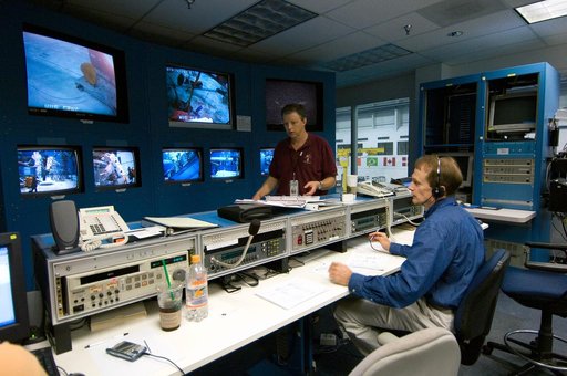 STS115 Preflight Training at NBL