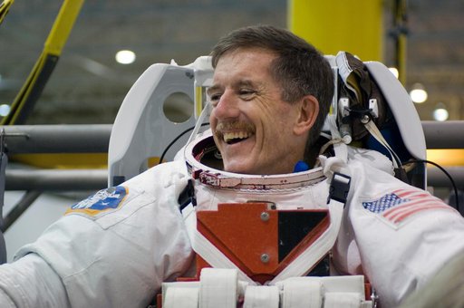 STS-117 Crew during an EVA 3 Run at the NBL