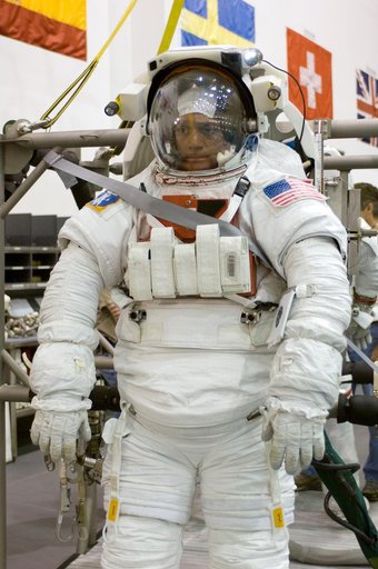 STS-117 Crew during an EVA 3 Run at the NBL