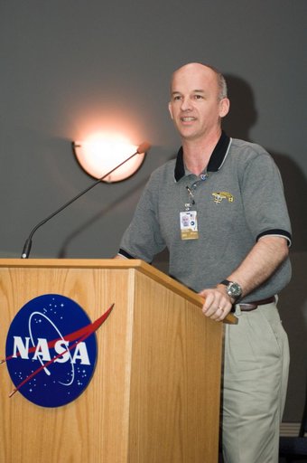 Expedition 13 Crew Return at Gilruth Center