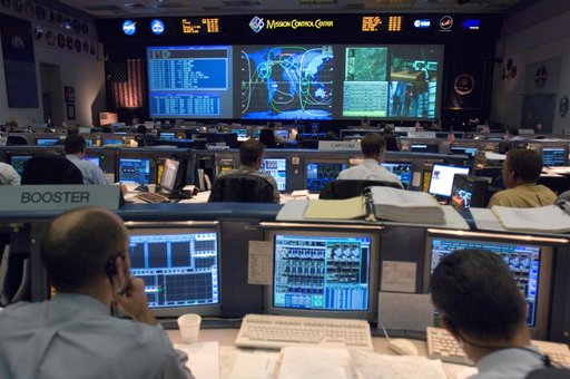 STS-116 Flight Controllers on console during mission - (Ascent/Entry Shift)