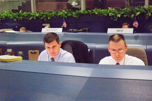 STS-116 Flight Controllers on console during mission - (Ascent/Entry Shift)