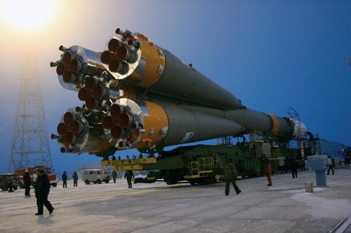 ISS Progress 24 Rollout