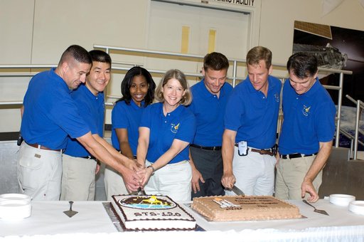 STS-120 Cake Cutting Ceremony