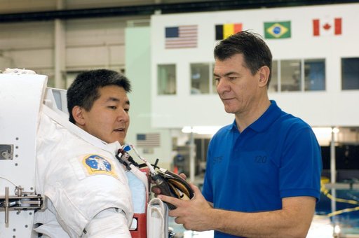 STS-120 crew during NBL training with Dan Tani