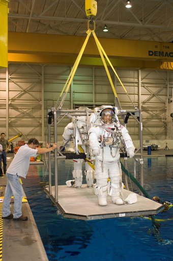 STS-120 crew during NBL training with Dan Tani