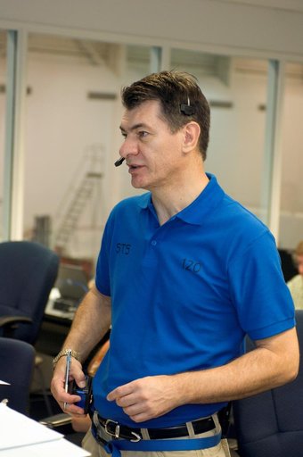 STS-120 crew during NBL training with Dan Tani