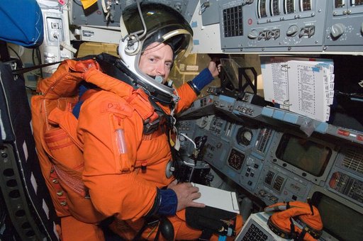 STS-124 egress payload training.Bldg.9,FFT