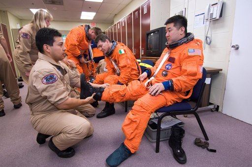 STS-120 Crewmembers during payload egress training