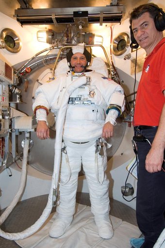 STS-120 Preflight Training in the SSATA Airlock with Doug Wheelock