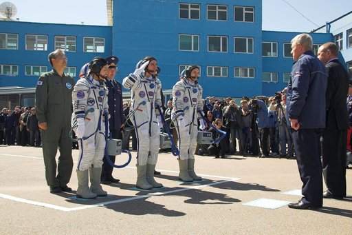 ISS017 prelaunch images from Kazakhstan