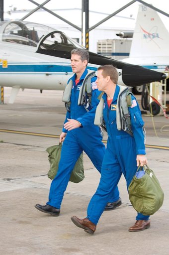 STS-125 Crew prepping for T-38 flights