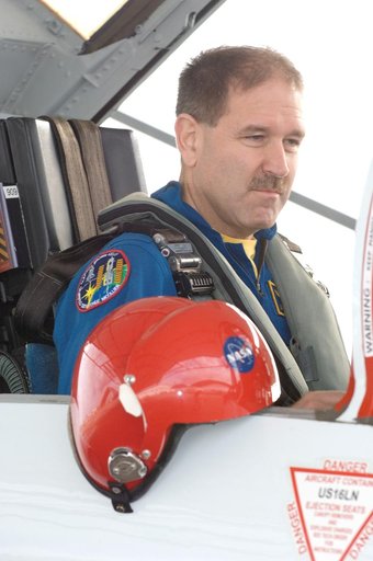 STS-125 Crew prepping for T-38 flights