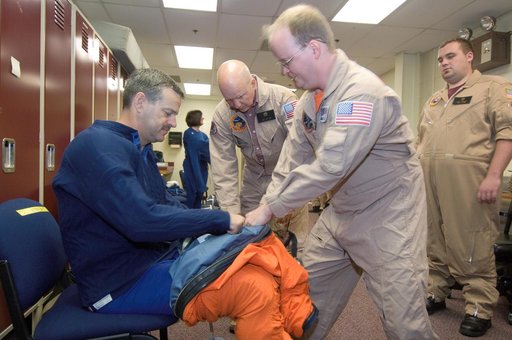 STS-125 Hubble Crew during their ASC/CAP/DESC Training