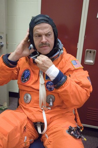 STS-125 Hubble Crew during their ASC/CAP/DESC Training