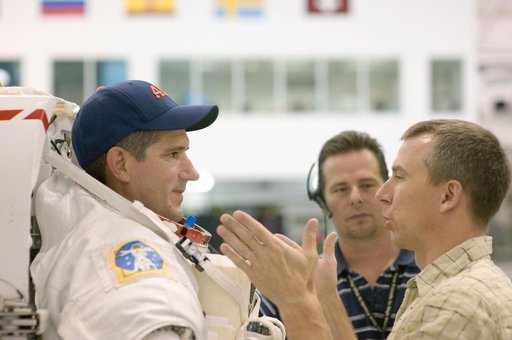 STS 125 crew training. Astronauts Massimino and Good