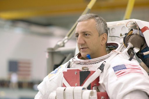 STS 125 crew training. Astronauts Massimino and Good