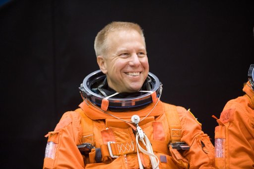 Place on IO/STS Missions/STS-127 Preflight.