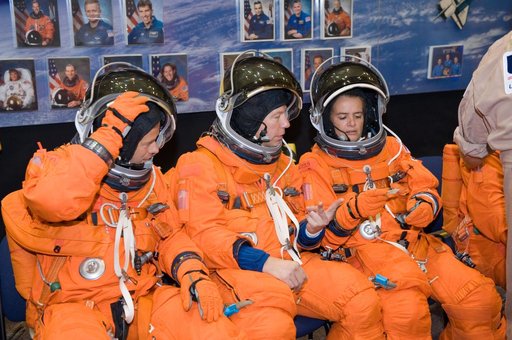 Place on IO/STS Missions/STS-127 Preflight.