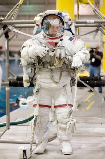Expedition 19 crew members Mike Barratt and Gennady Padalka