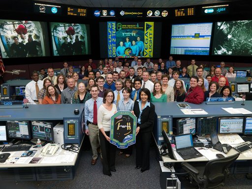 ISS ULF2 FLight Control Team in FCR-1 - Orbit 2 - Flight Director Ginger Kerrick (Lead)