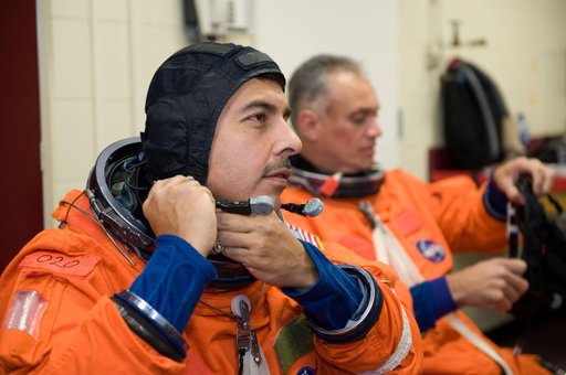 STS-128 Egress Training with Expedition 26 Crewmember