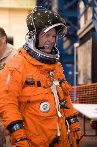 STS-128 Egress Training with Expedition 26 Crewmember