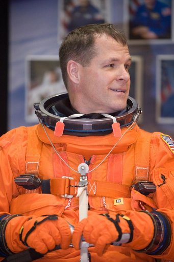 STS-128 Egress Training with Expedition 26 Crewmember