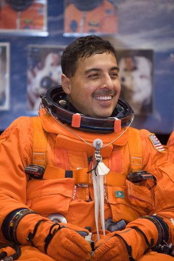 STS-128 Egress Training with Expedition 26 Crewmember