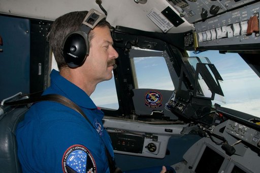 Scott Altman flying Shuttle Training Aircraft (STA).