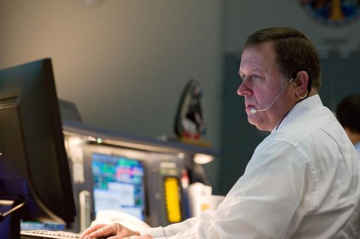 STS-119 Flight Controllers on Console (Orbit Shift 1)