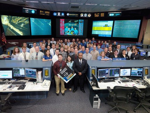 ISS15A Flight Control Team in FCR-1 Orbit 1 - Flight Director Kwatsi Alibaruho