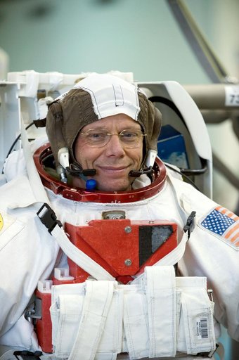 Preflight coverage of STS-128 crew members Danny Olivas and Christer Fuglesang