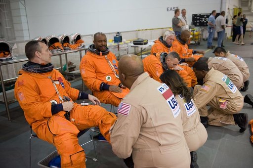 STS-129 Water Survival Training at the NBL